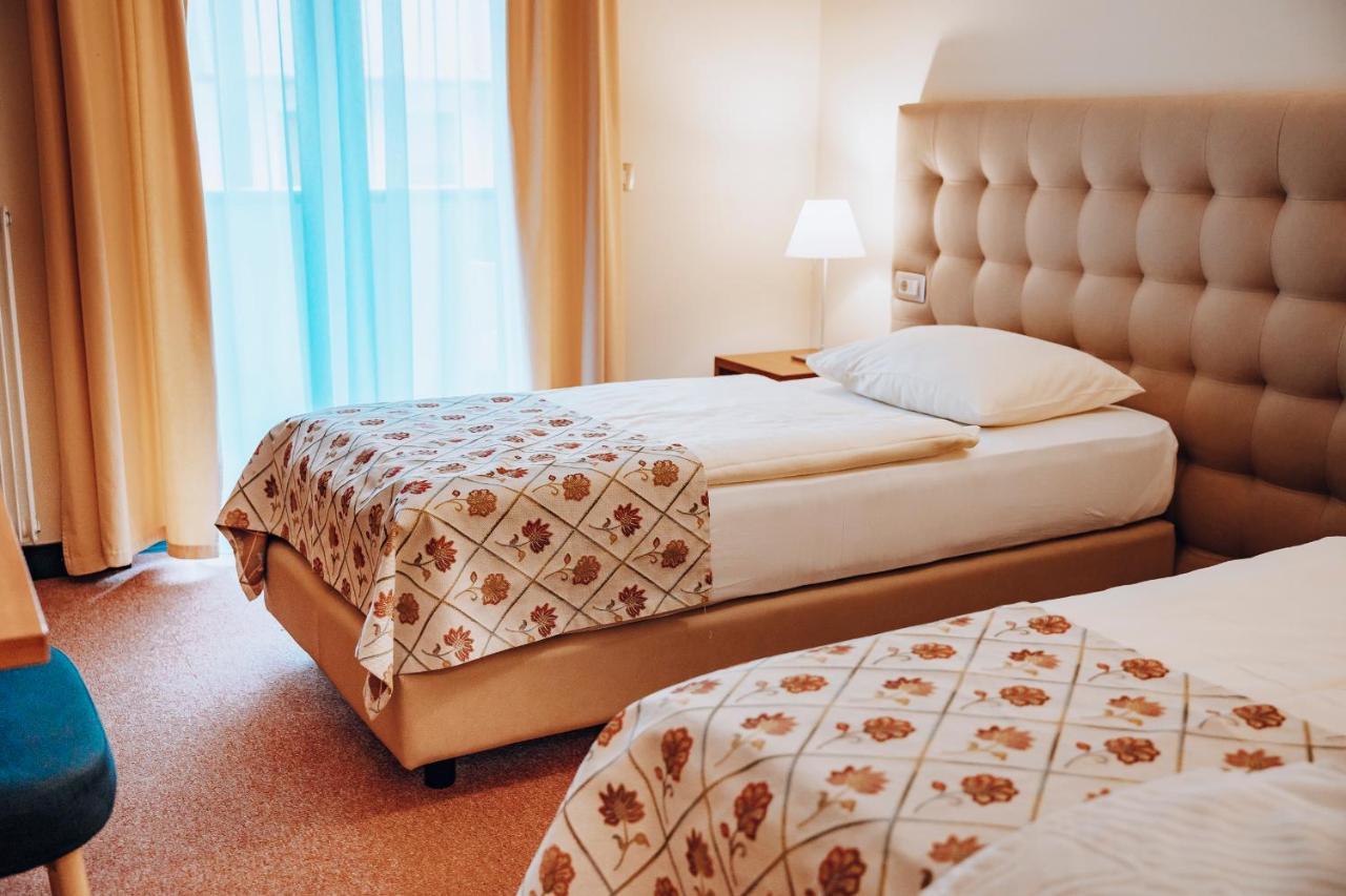 Hotel Hvala Superior - Topli Val Кобарид Экстерьер фото